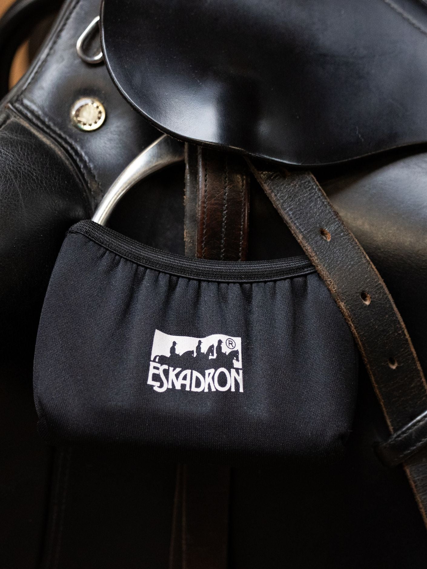 Eskadron Stirrup Cover