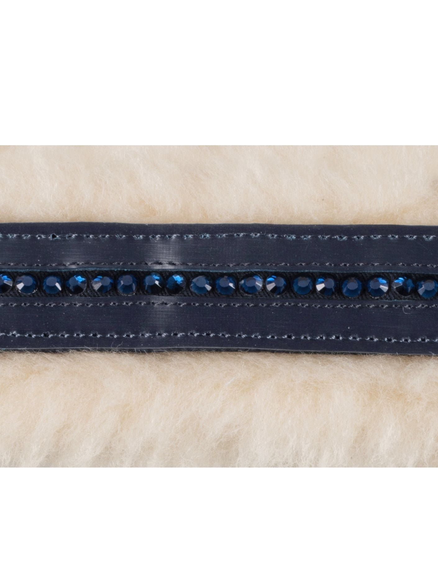 Eskadron Glossy Wool Headcollar With Crystal Stones