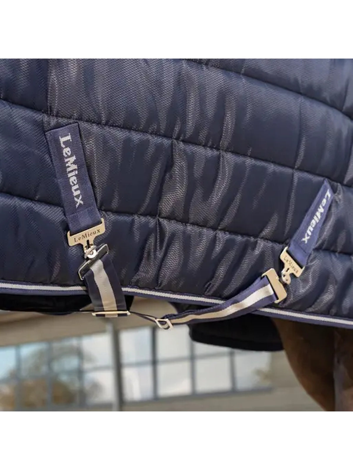Le Mieux Arika Stable Tek 200g Navy Rug