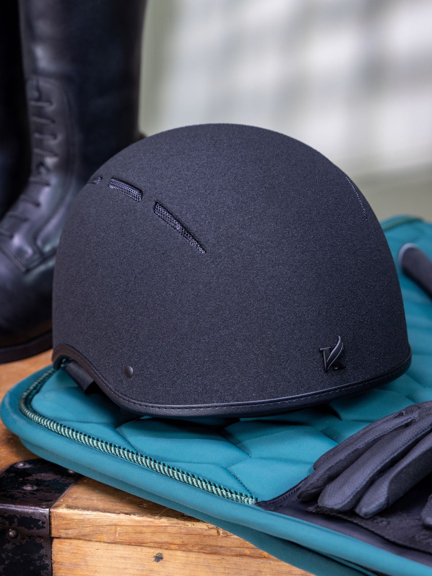 Karben Icon Junior Jockey Skull