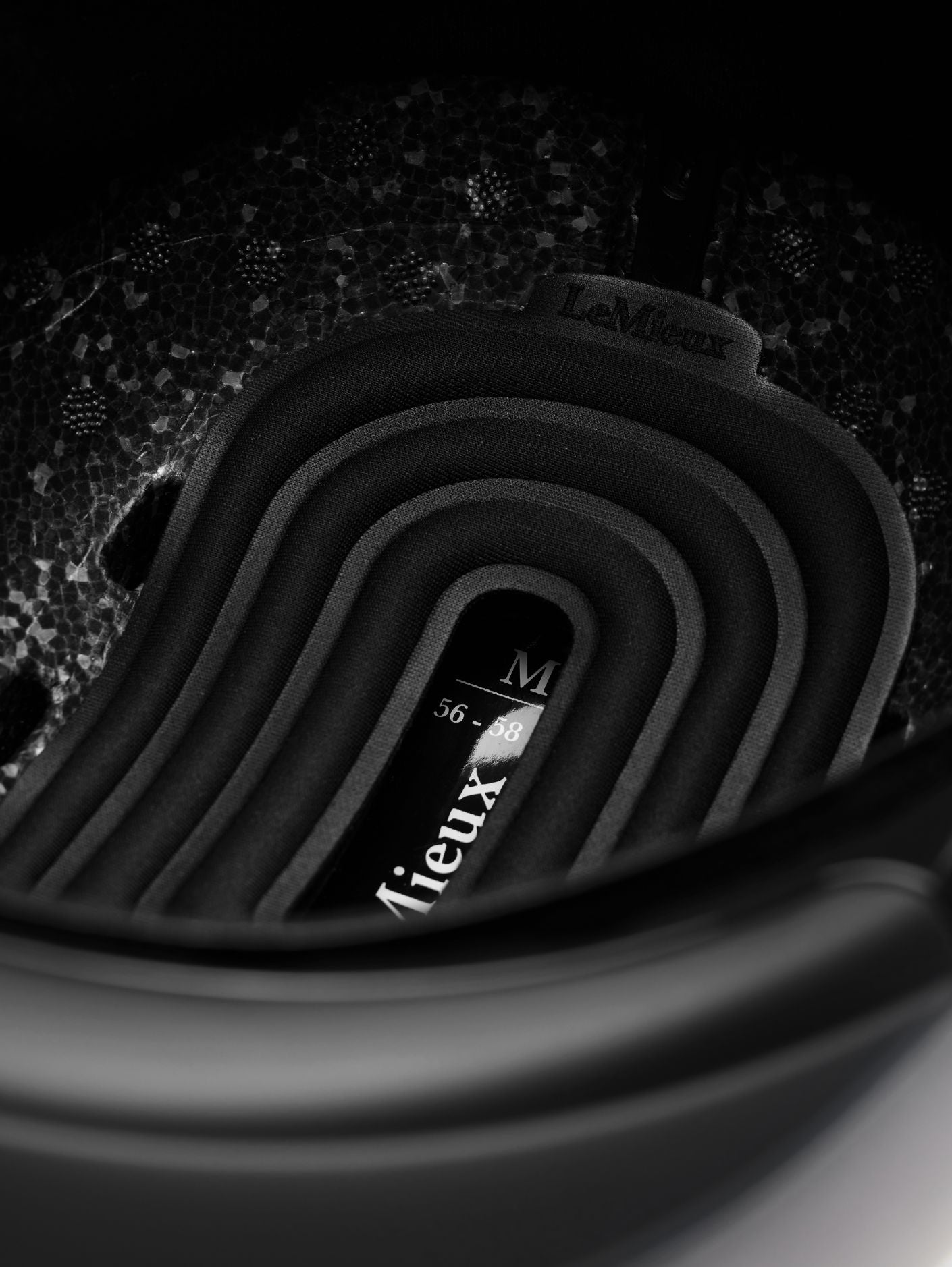 Le Mieux Verv® Competition Helmet Matt Black