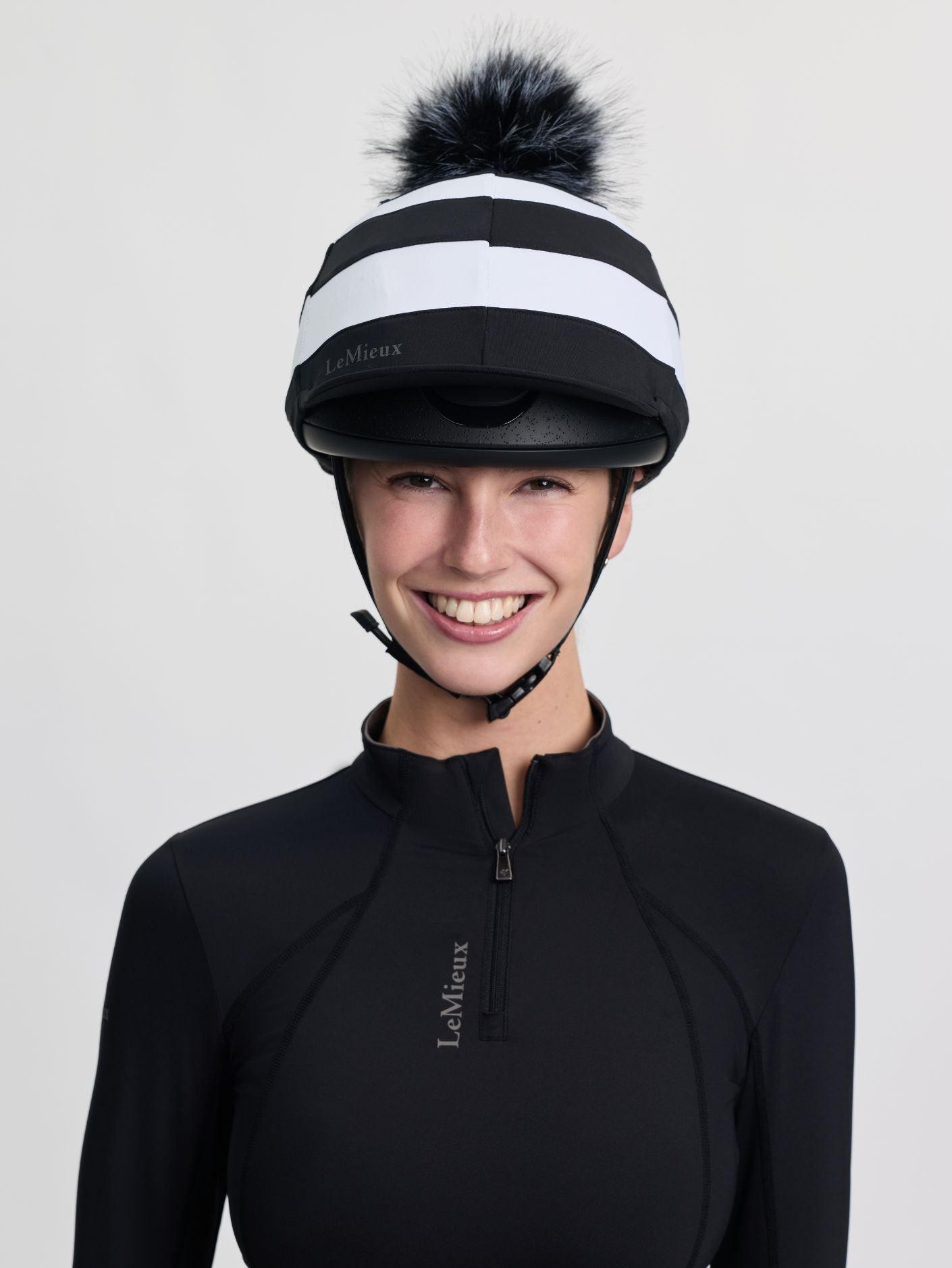 Le Mieux Pom Pom Hat silk