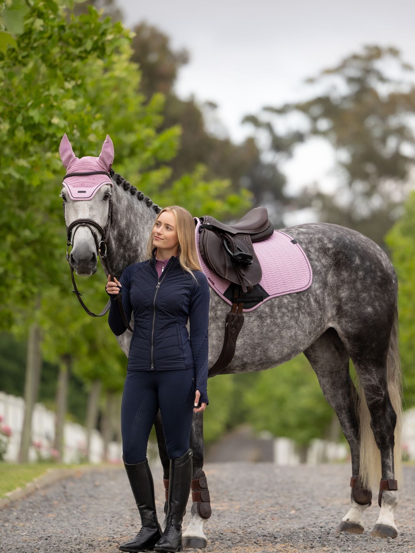 Le Mieux Essence Close Contact Saddle Square